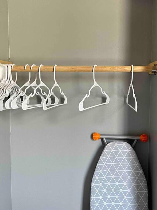 Cozy Studio Staycation - Brooklyn Close To Train Stations نيو يورك المظهر الخارجي الصورة